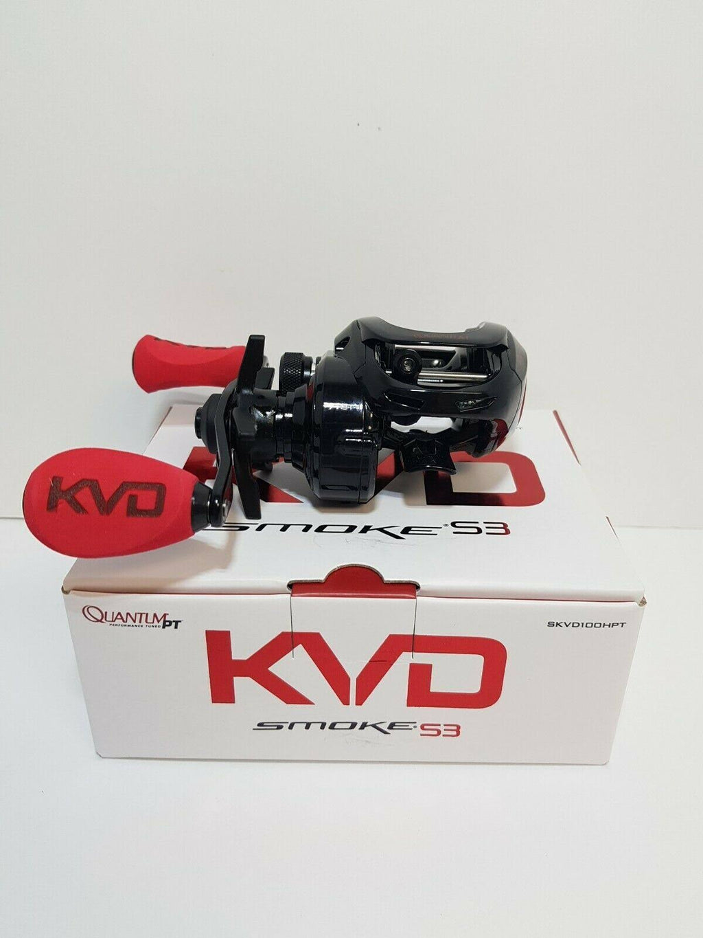 Baitcast Reel Right Hand B7401