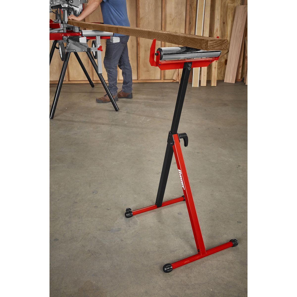 250 lb. Capacity Adjustable Roller Stand with Edge Guide Y34605