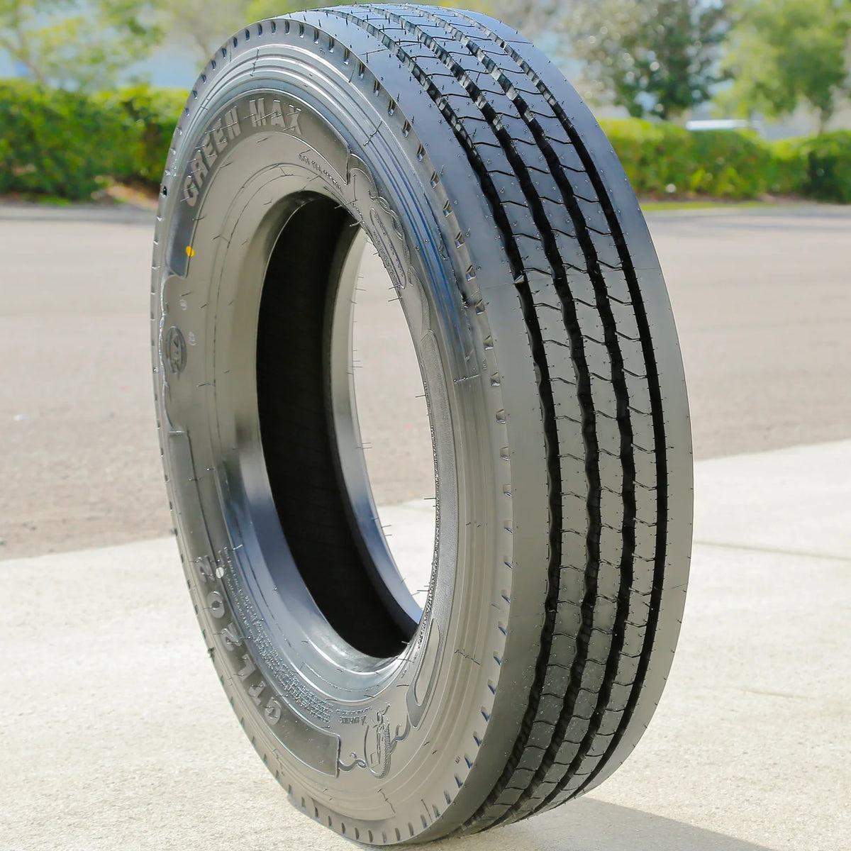 245/70R17.5 18 Ply Trailer Tire M76960