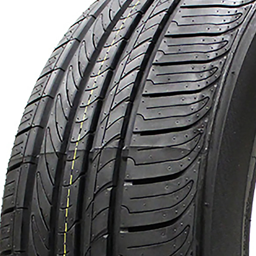 P235/60R18 103H Passenger Tire E42072
