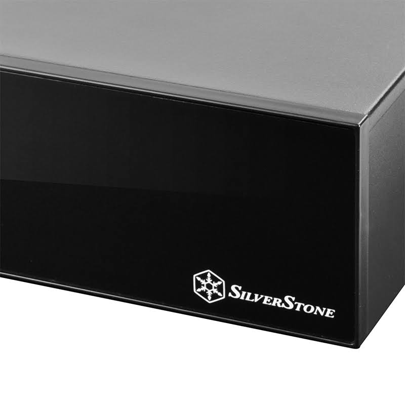 Mini-ITX HTPC Case R686