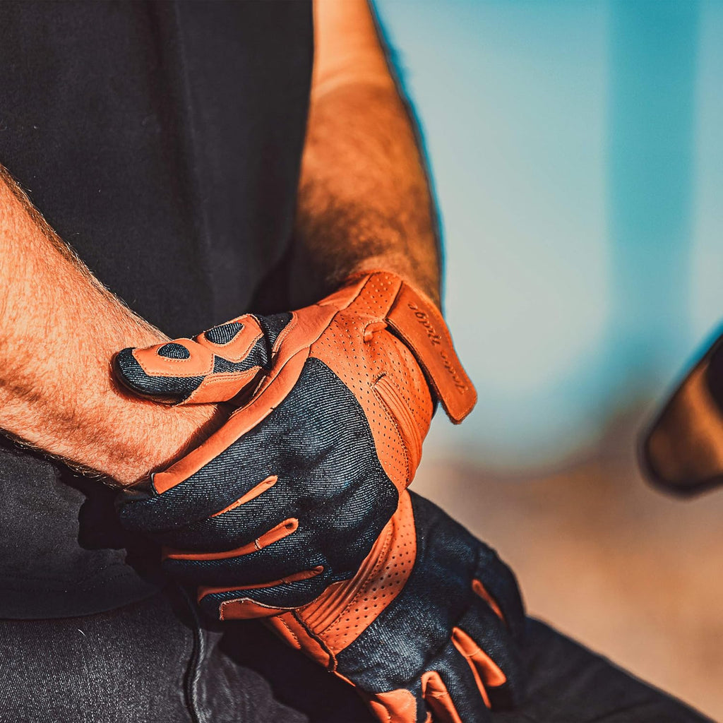 Leather Motorcycle Gloves with Touchscreen B522420