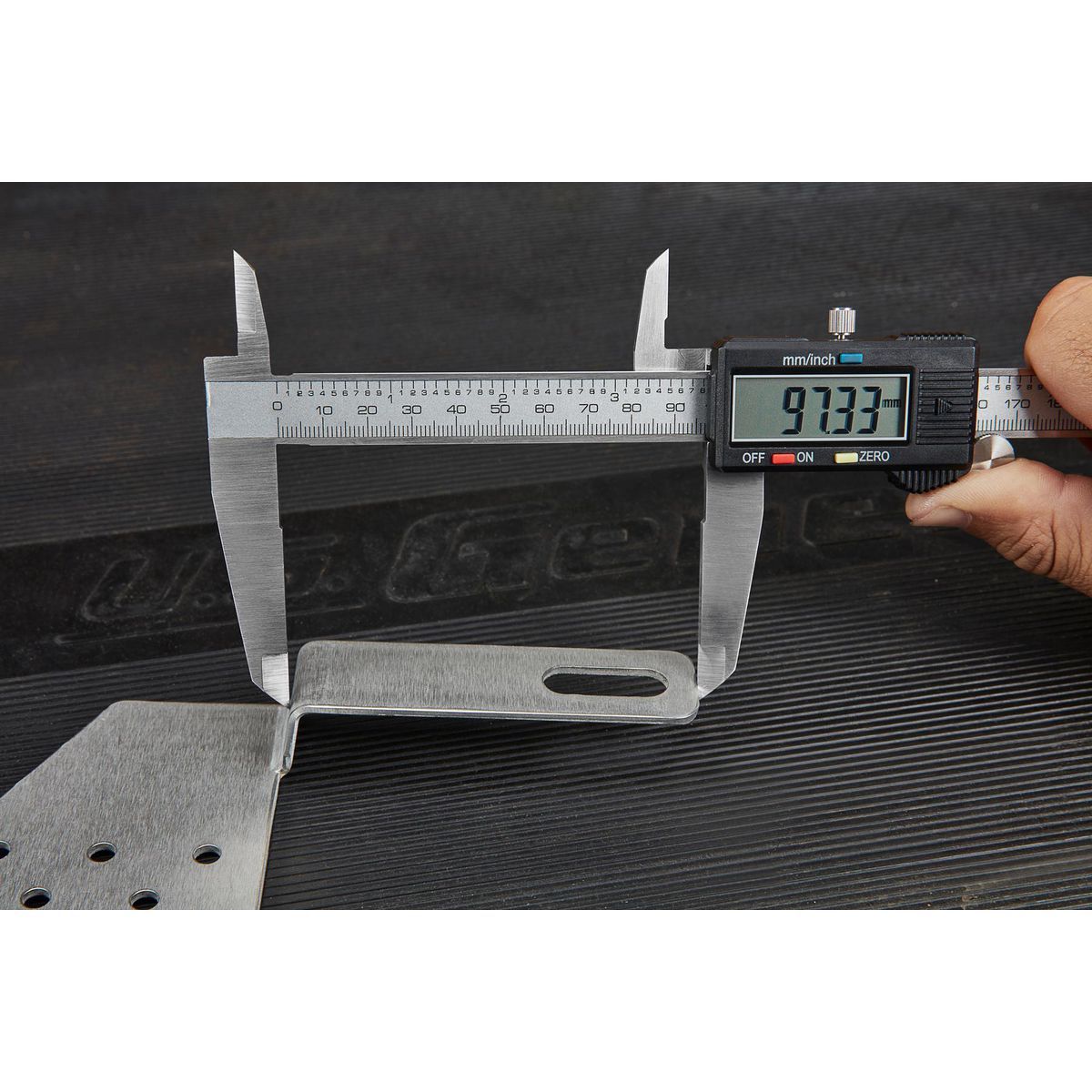 12 in. Digital Caliper Y717546