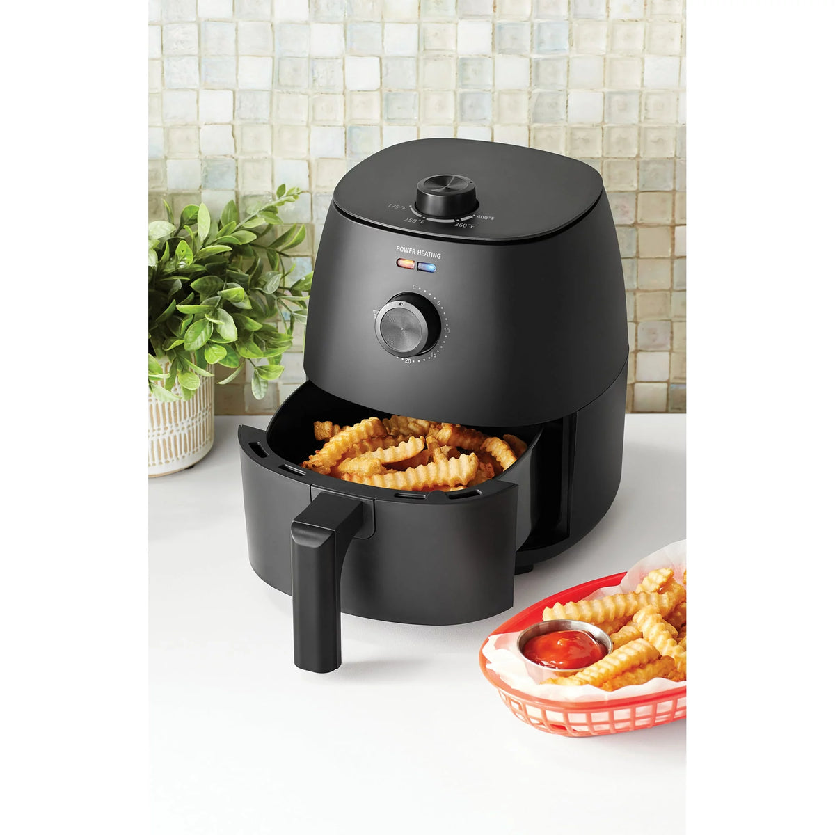 Black 2.2 Quart Compact Air Fryer Y257
