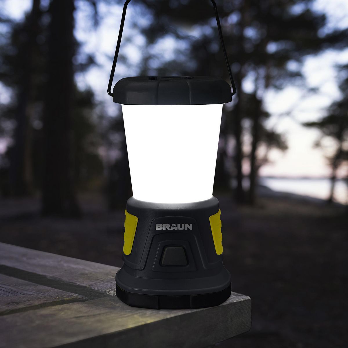 2000 Lumen 4 Mode Portable Lantern N184